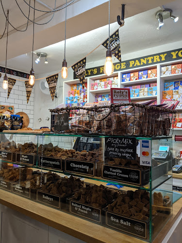 Reviews of Roly's Fudge Pantry in York - Ice cream