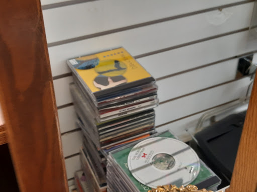 Antique Store «7th Avenue Antique Mall», reviews and photos, 2563 7th Ave E, North St Paul, MN 55109, USA