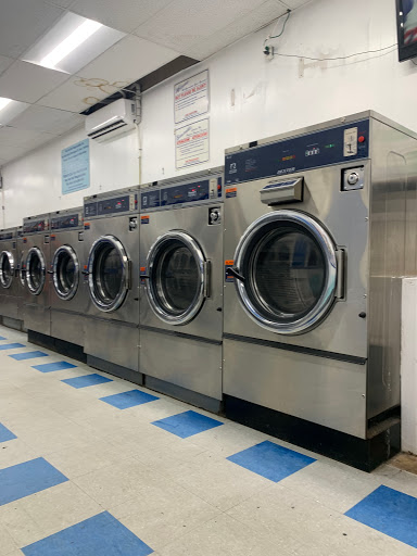 Laundromat «Soap N Sudz Laundromat», reviews and photos, 3827 S Hanover St, Brooklyn, MD 21225, USA