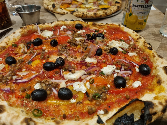 Comments and reviews of The Pizza Room - Mile End