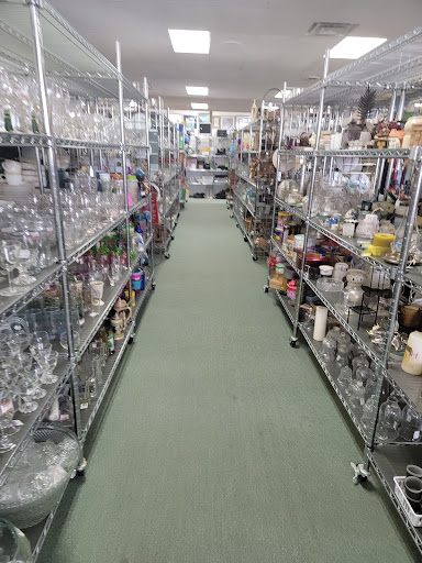 Thrift Store «Bethesda Thrift Shop», reviews and photos, 3178 London Rd, Eau Claire, WI 54701, USA