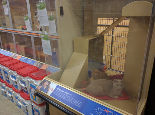 Pet Supply Store «PetSmart», reviews and photos, 1015 Village Center Dr, Tarentum, PA 15084, USA