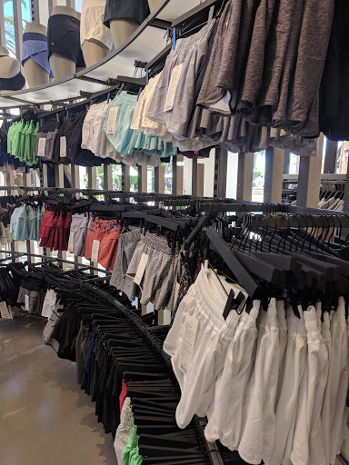 Sportswear Store «lululemon», reviews and photos, 563 Newport Center Dr, Newport Beach, CA 92660, USA