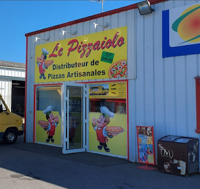 Le Pizzaiolo (distributeur automatique de pizzas ) à Pénestin