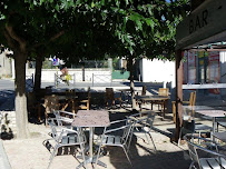 Atmosphère du XL Café Restaurant à Rochefort-du-Gard - n°1