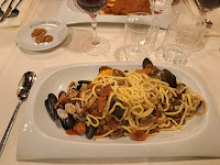 Spaghetti alle vongole du Restaurant Italien la Famiglia à Antibes - n°1