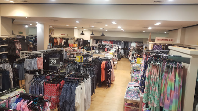 Reviews of Postie North City in Porirua - Clothing store