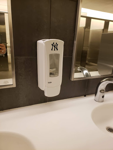 Stadium «Yankee Stadium», reviews and photos, 1 E 161st St, Bronx, NY 10451, USA