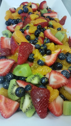 American Restaurant «Coliseum Kitchen», reviews and photos, 1660 Old Country Rd, Plainview, NY 11803, USA