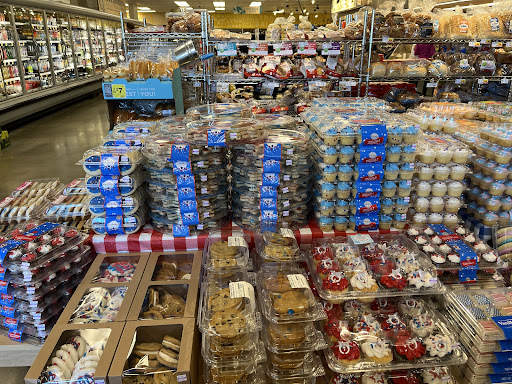 Grocery Store «Quality Food Center», reviews and photos, 7500 196th St SW B, Lynnwood, WA 98036, USA