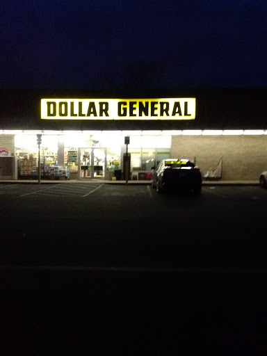 Discount Store «Dollar General», reviews and photos, 486 E King St, Shippensburg, PA 17257, USA