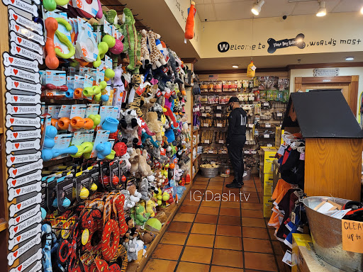 Pet Supply Store «Three Dog Bakery», reviews and photos, 2136 W Poplar Ave #116, Collierville, TN 38017, USA