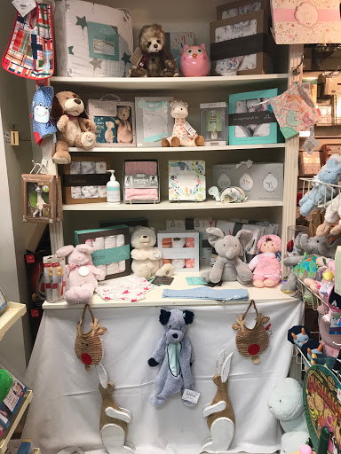 Gift Shop «Partridge Tree Gift Shop», reviews and photos, 316 S Park Ave, Winter Park, FL 32789, USA