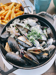 Photo n°124 de Huguette, Bistro de la mer à Paris ()