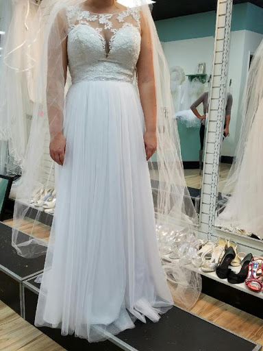 Bridal Shop «Newfangled Bride & Formals», reviews and photos, 829 W Main St, Salem, VA 24153, USA