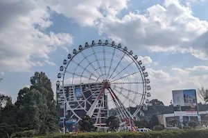 Two Rivers Ferris Wheel image