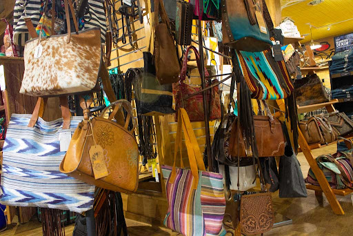 Tack Shop «Green Mountain Horse & Tack», reviews and photos, 1327 Sharon Copley Rd, Wadsworth, OH 44281, USA