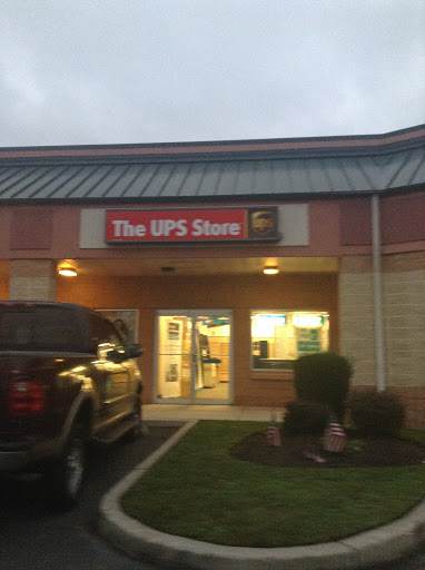 Shipping and Mailing Service «The UPS Store», reviews and photos, 325 E Jimmie Leeds Rd #7, Galloway, NJ 08205, USA