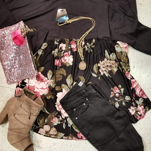 Florist «A & F Boutique LLC», reviews and photos, 13791 US-87, La Vernia, TX 78121, USA