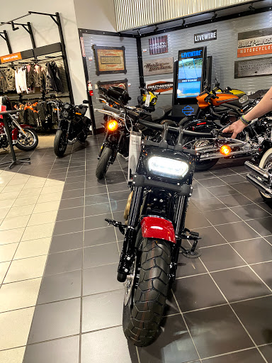 Harley-Davidson Dealer «Oakland Harley-Davidson», reviews and photos, 151 Hegenberger Rd, Oakland, CA 94621, USA