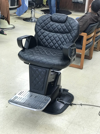 Barber Shop «hermanos barber shop Inc», reviews and photos, 4123 S Orange Blossom Trail, Orlando, FL 32839, USA