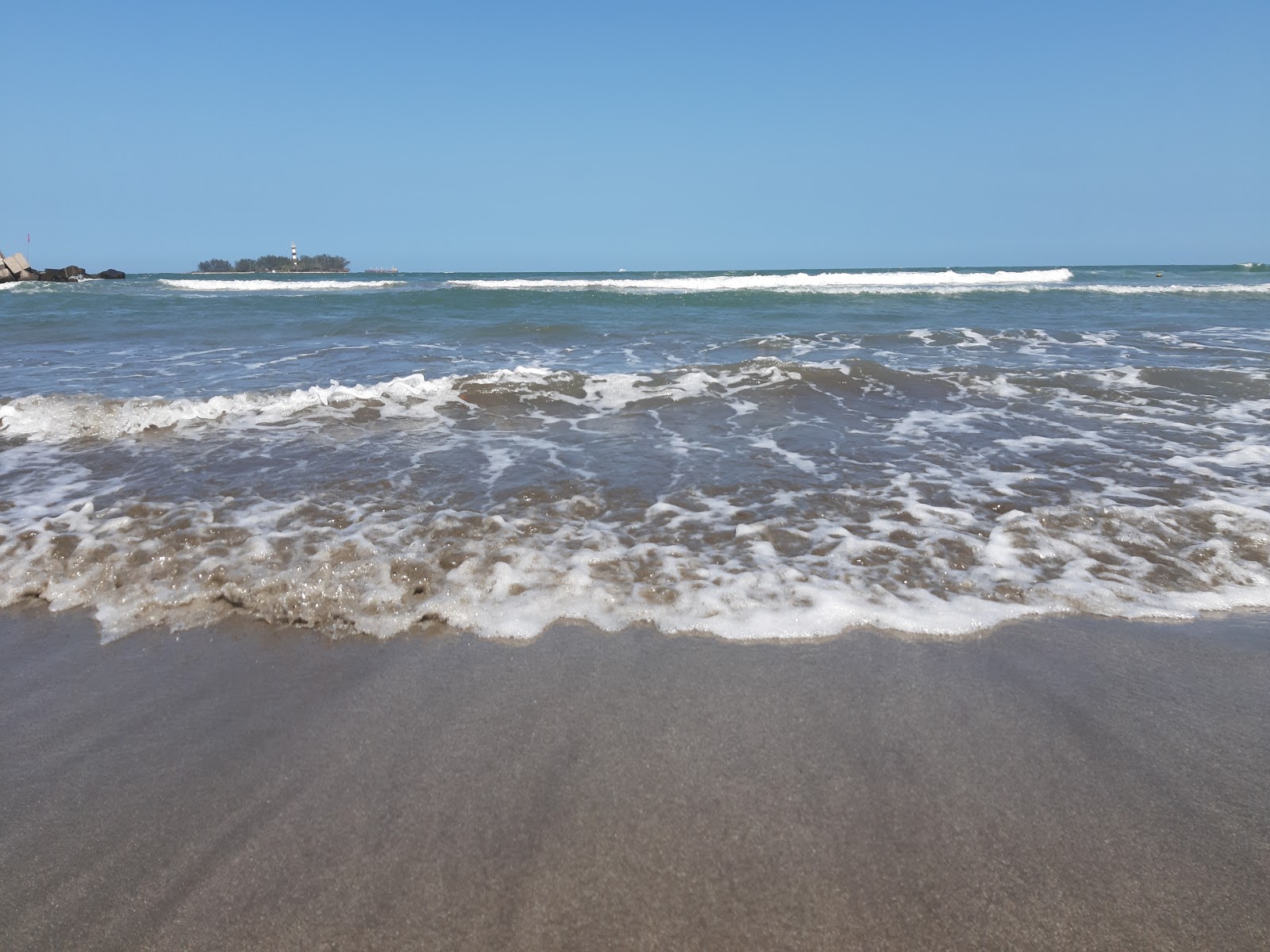 Φωτογραφία του Playa la Bamba περιοχή θέρετρου στην παραλία