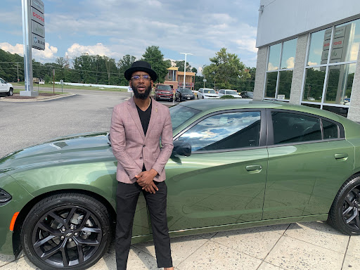 Jeep Dealer «Haley Chrysler Dodge Jeep Ram - Airport», reviews and photos, 5400 S Laburnum Ave, Richmond, VA 23231, USA