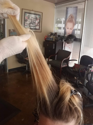Beauty Salon «A Cut Above Salon», reviews and photos, 1 Independent Dr # 107, Jacksonville, FL 32202, USA