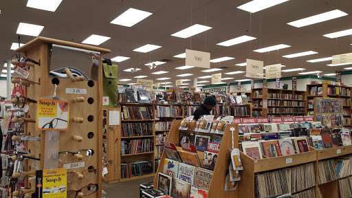Book Store «Half Price Books», reviews and photos, 2025 S Hurstbourne Pkwy, Louisville, KY 40220, USA