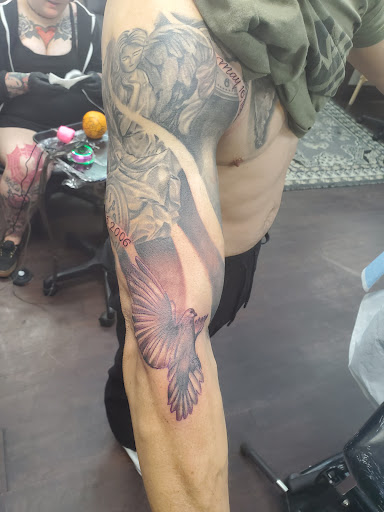 Tattoo Shop «Claremont Tattoo Studio», reviews and photos, 8036 Archibald Ave, Rancho Cucamonga, CA 91730, USA