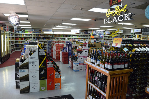 Liquor Store «Donelson Pike Liquors», reviews and photos, 519 Donelson Pike # 101, Nashville, TN 37214, USA