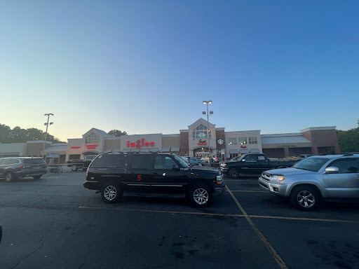 Supermarket «Ingles Markets», reviews and photos, 4345 Fort Henry Dr, Kingsport, TN 37663, USA