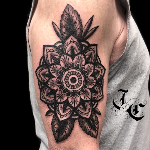 Find temporary tattoo ideas for your next unique tattoo in Palmyra at Muse Tattoo & Body Piercing