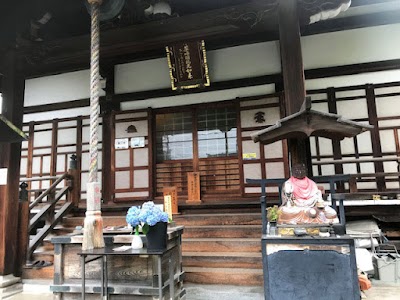 興徳寺 本堂