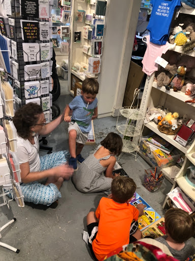 Gift Shop «Lulu Burgess», reviews and photos, 917 Bay St E, Beaufort, SC 29902, USA