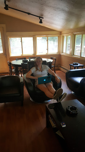 Cigar Shop «Big Buddha Cigar Lounge», reviews and photos, 27 Hawleyville Rd, Newtown, CT 06470, USA