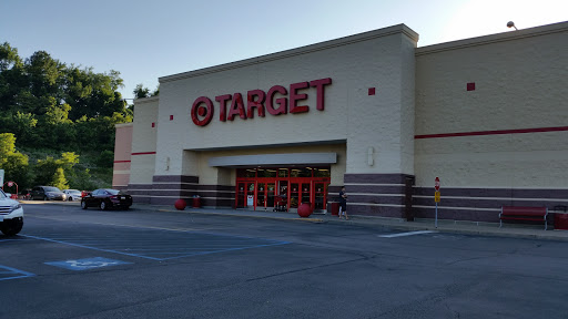 Target, 600 Chauvet Dr, Pittsburgh, PA 15275, USA, 