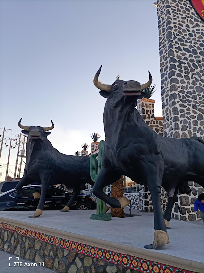 Los Toros Quintaco - Hidalgo del Parral 936, Nuevo Hipódromo, 32685 Cd Juárez, Chih., Mexico
