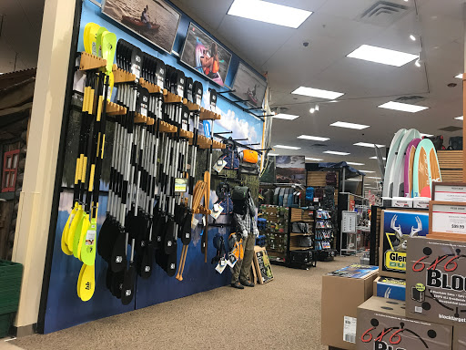 Sporting Goods Store «SCHEELS», reviews and photos, 2800 S Columbia Rd, Grand Forks, ND 58201, USA