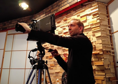 Cameraman Tokyo - English Support - Video Production Crew