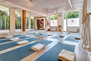 LiveYoga Amsterdam - Boutique Yoga & Pilates Studio image