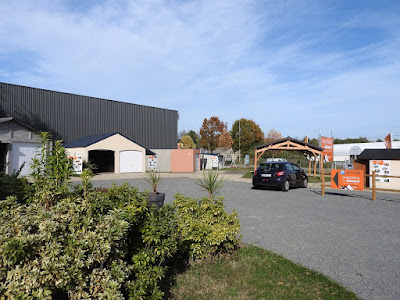Guillossou-Doizon - Garages, abris de jardin, carports et auvents à La Mézière