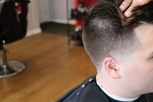 Barber Shop «Hinsdale Barber Shop», reviews and photos, 20 W Hinsdale Ave, Hinsdale, IL 60521, USA