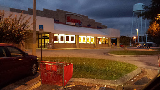 Grocery Store «Save-A-Lot», reviews and photos, 933 N Central Ave, Umatilla, FL 32784, USA
