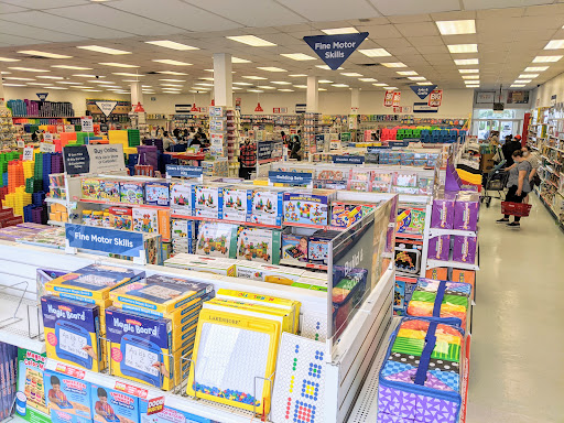 Educational Supply Store «Lakeshore Learning Store», reviews and photos, 2079 Hillside Avenue, New Hyde Park, NY 11040, USA