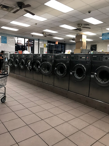 Dry Cleaner «Daisy Laundry Mat Inc», reviews and photos, 6915 Calamus Ave, Flushing, NY 11377, USA