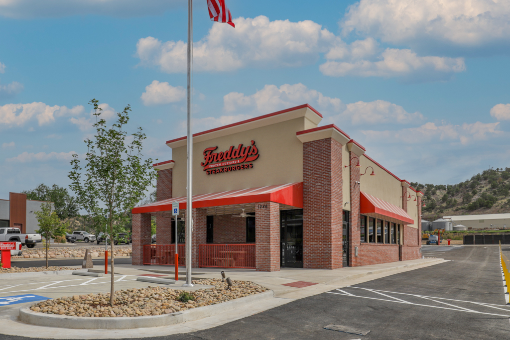 Freddy's Frozen Custard & Steakburgers 81303