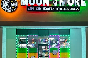 Moon smoke shop image