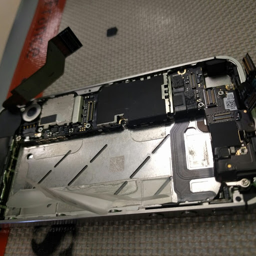 Electronics Repair Shop «RockIT Repairs - Cell Phones, Tablets and Laptops», reviews and photos, 1319 Lafayette Blvd #300, Fredericksburg, VA 22401, USA