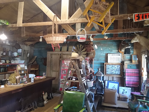 Winery «Poteet Country Winery», reviews and photos, 400 Tank Hollow, Poteet, TX 78065, USA